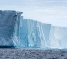 ¿Que hay de bajo del hielo de la Antártida?